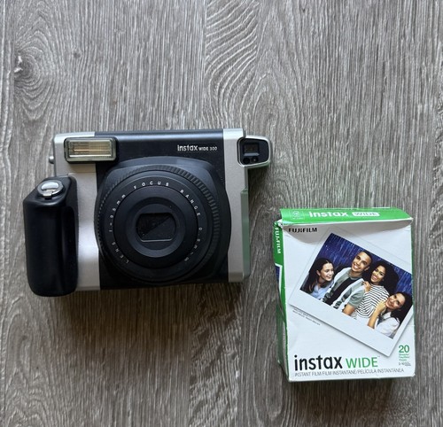 Fujifilm instax wide 300 - instax,