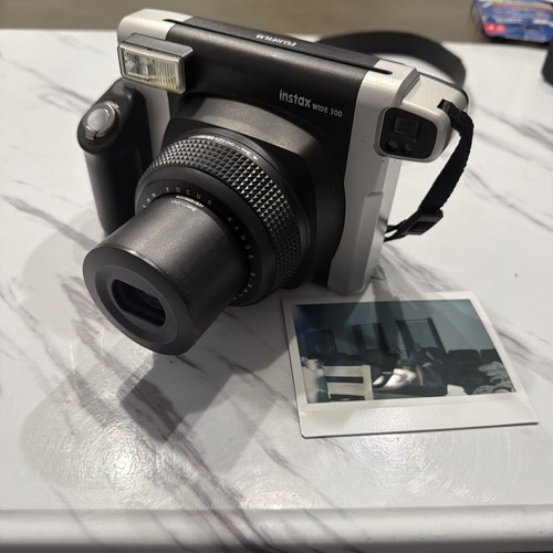 Fujifilm instax wide - fujifilm,
