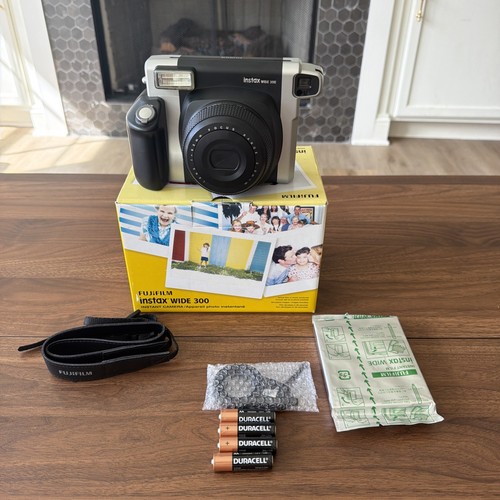 Fujifilm instax wide 300 - instax,